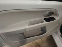 VP VOLKSWAGEN UP 1.0 BLUEMOTION 65 BEATS AUDIO Kilomètres au… (photo 6)