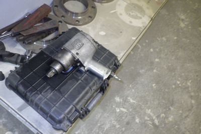 l'image d'une machine posée sur une table