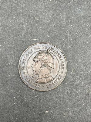 Médaille satirique en bronze, représentant Napoléon III Le m…