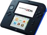 une Nintendo 2DS noire et bleue avec un jeu à l'écran