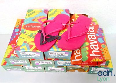 Lot à retirer à Décines-Charpieu (69150) ou expédition possi…