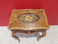 Coiffeuse de style Louis XV en placage et marqueterie de boi… (photo 5)