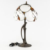 Lampe de table de style Art nouveau en verre opalin et ambre… (photo 3)
