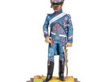 statue d'un soldat en uniforme bleu coiffé d'un chapeau rouge, posée sur un socle en bois