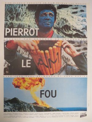 une publicité pour un film mettant en scène quatre séquences différentes dans lesquelles un homme tient un feu
