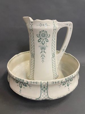 Gien Broc et son bassin en faience à décor de fleurs vertes - Photo 1