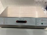 an image of a machine that is sitting on a counter