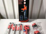 an image of a bunch of tools sitting on top of a table