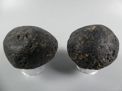 Duo de macro-tectites australasiennes (impacts de météorites…