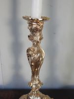 PAIRE DE FLAMBEAUX en bronze ciselé et redoré à décor de roc… (photo 4)
