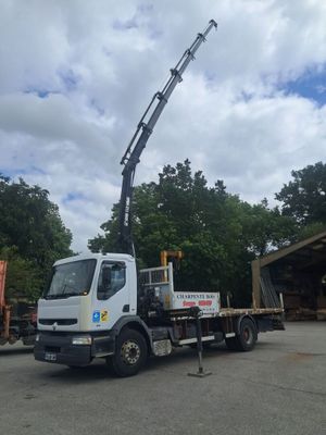 RENAULT PREMIUM X - Genre : CAM - Carrosserie : PLATEAU - En…