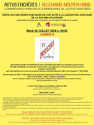 une affiche jaune sur laquelle figure l'image d'un ballon de football
