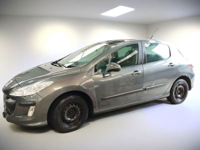 VP PEUGEOT 308 1.6 HDI 110 NAVTEQ 5P Kilomètres au compteur …