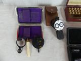 many different items that are sitting on a table