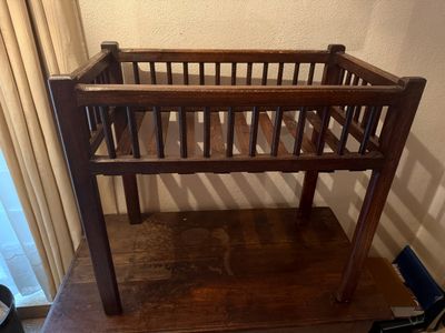 Égouttoir rustique, Lot à récupérer dans une maison à Brive