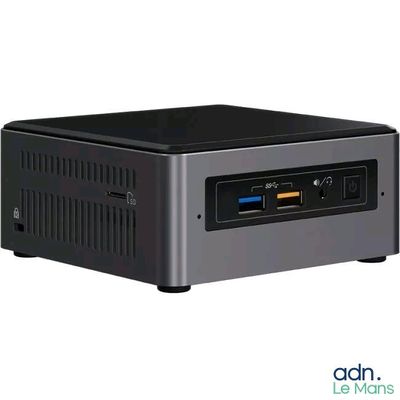 une image représentant un petit ordinateur équipé d'un port USB et d'un disque dur