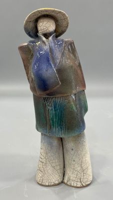 Travail moderne Sculpture en céramique émaillée figurant un …