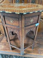 Table à thé de forme octogonale en bois avec incrustation d'…