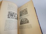 un livre ouvert avec des images de personnes et d'animaux