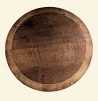 Table guéridon à plateau rond basculant en noyer et acajou. (photo 2)
