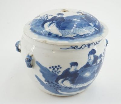 Art d'Asie : Un pot couvert muni de boucles pour lanières, e…