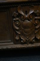Coffre en bois sculpté dans le goût de la Renaissance. (photo 5)