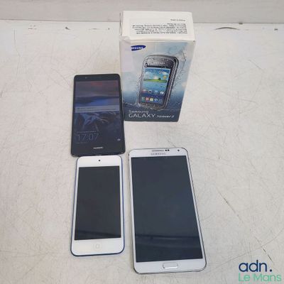 Lot de 4 téléphones - 1x Samsung Galaxy Xcover2 - 1x iPod to…