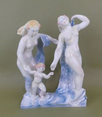 SEVRES et Suzanne Kaehrling, "Deux femmes et enfant", groupe…