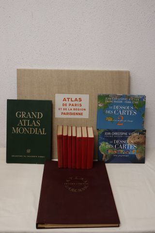 Lot d’ATLAS dont Atlas de Paris et de la région parisienne Paris,...