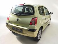 VP RENAULT TWINGO II 1.2 LEV 75 AUTHENTIQUE 3P Kilomètres au… (photo 2)