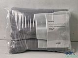 un sac de chaussettes emballées dans du plastique