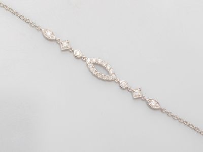 Bracelet en or gris 750°/°° (18K), à maille jaseron, à décor…