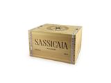 une boîte en bois sur laquelle est collée une étiquette portant l'inscription « sassicia »