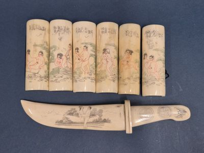 quatre pièces d'ivoire sculpté représentant des scènes asiatiques