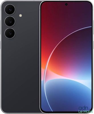 the new iphone 11 pro is available with a 64mp rear camera and a 64mp rear camera