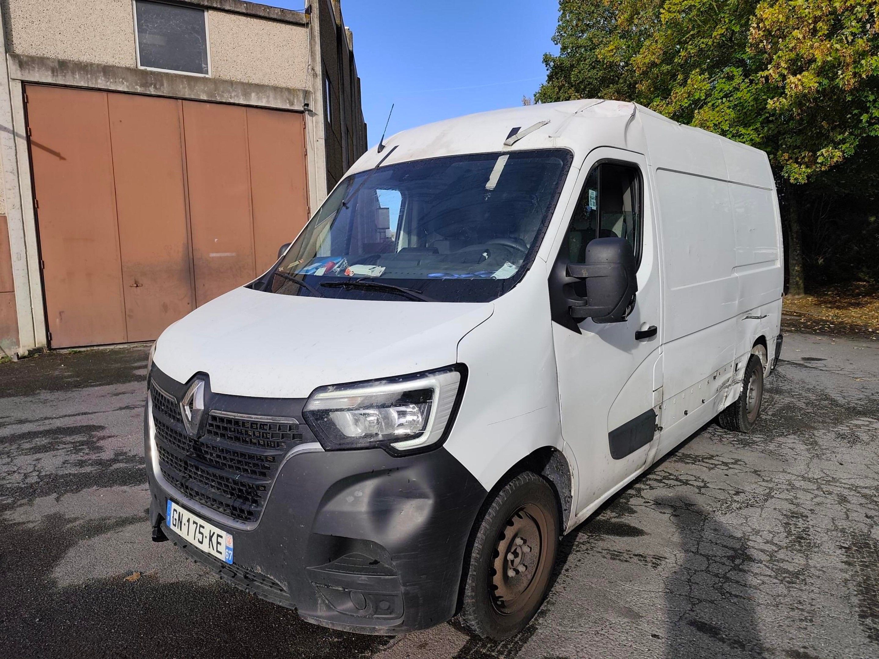 RENAULT MASTER DCI 136 CH L2H2 - Genre : CTTE - Carrosserie …