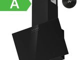 une hotte noire avec un ventilateur à côté