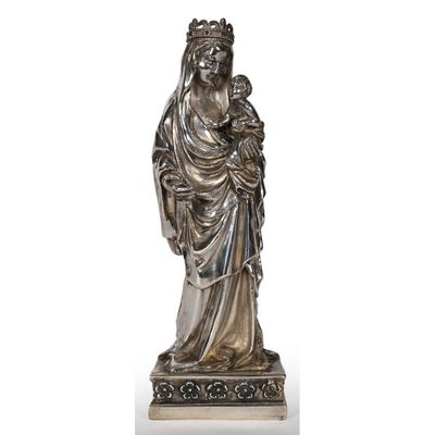 VIERGE A L’ENFANT DANS L’ESPRIT GOTHIQUE en argent. - Photo 1