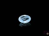 une image représentant un diamant bleu sur un fond noir