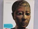 une image représentant un livre sur lequel figure le visage d'une femme
