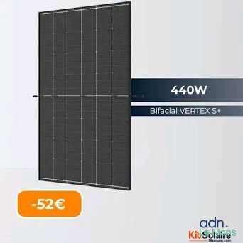 un gros plan d'un panneau solaire sur fond blanc