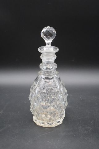 Carafe en cristal taillé