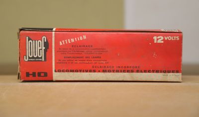 a box that is sitting on top of a table
