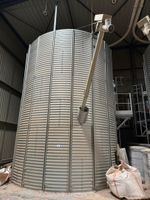 Silo d'intérieur de stockage et son contenu résiduel (stock …
