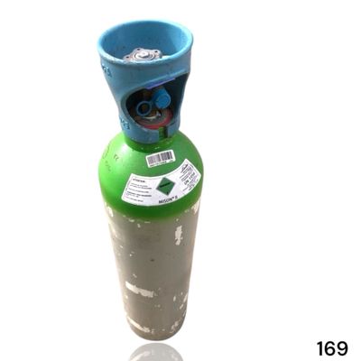 une image d'une bouteille de gaz propanène munie d'une étiquette