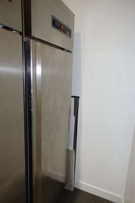 SUR DESIGNATION : Une armoire inox négative FRANSTAL modèle …