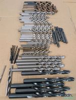 Lot de 50 forets de tailles et de modèles divers.