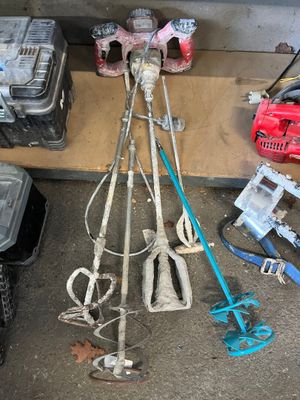 a lot of tools that are sitting on the ground