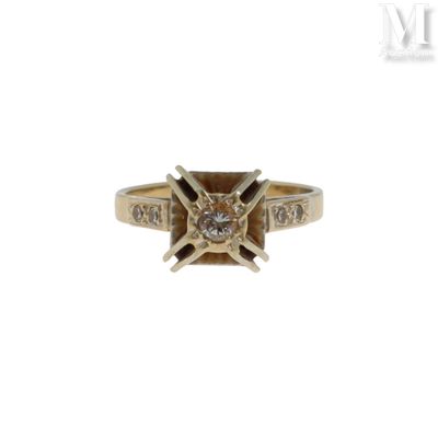 Bague diamants Bague en or gris 18K (750°/°°) centrée d'un d…