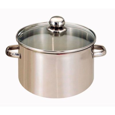 une casserole en acier inoxydable avec un couvercle, sur fond blanc